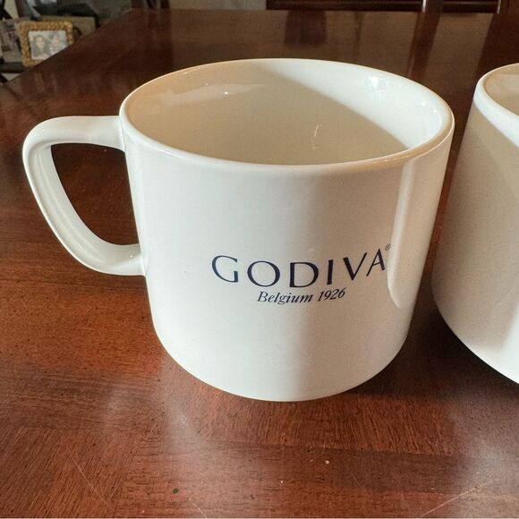 Set of 2 Godiva 16 oz.  Mugs Cup New - Picture 3 of 7